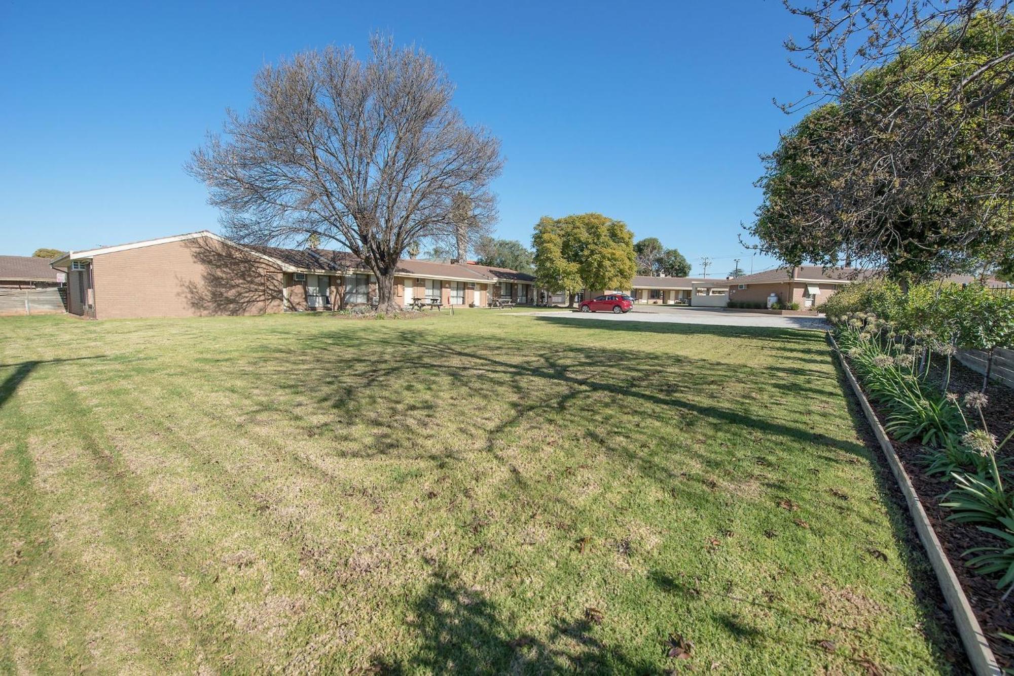 Jacaranda Holiday Units Swan Hill Kültér fotó